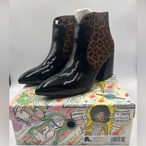 Jeffrey Campbell Bentlee Bootie Size 8 Cheetah Brown Calf Hair Leather NIB